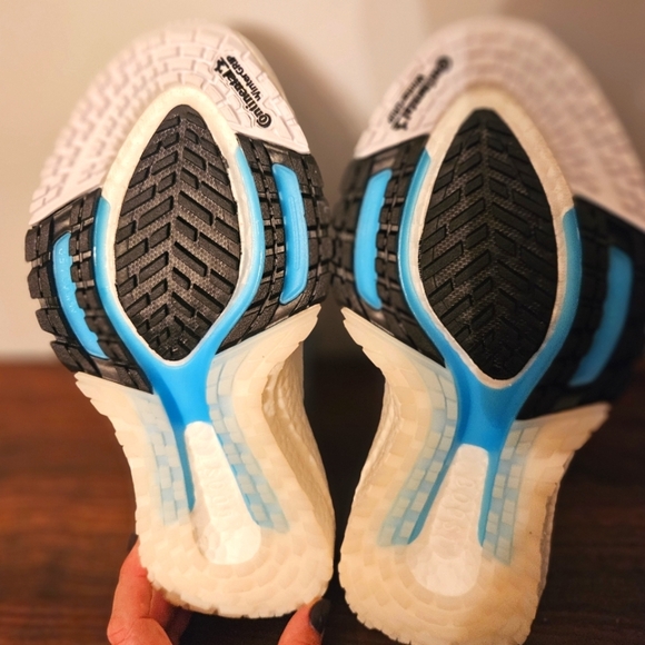 NEW Men's adidas UltraBOOST 22 Cold RDY Running Shoes GZ0128 Sz 8.5 Gray - Picture 9 of 14